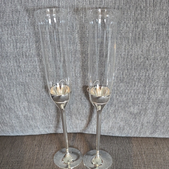 Vera Wang Wedgwood Love Knots Champagne Toasting Flute Pair, New In Box, 5oz. - Picture 9 of 15